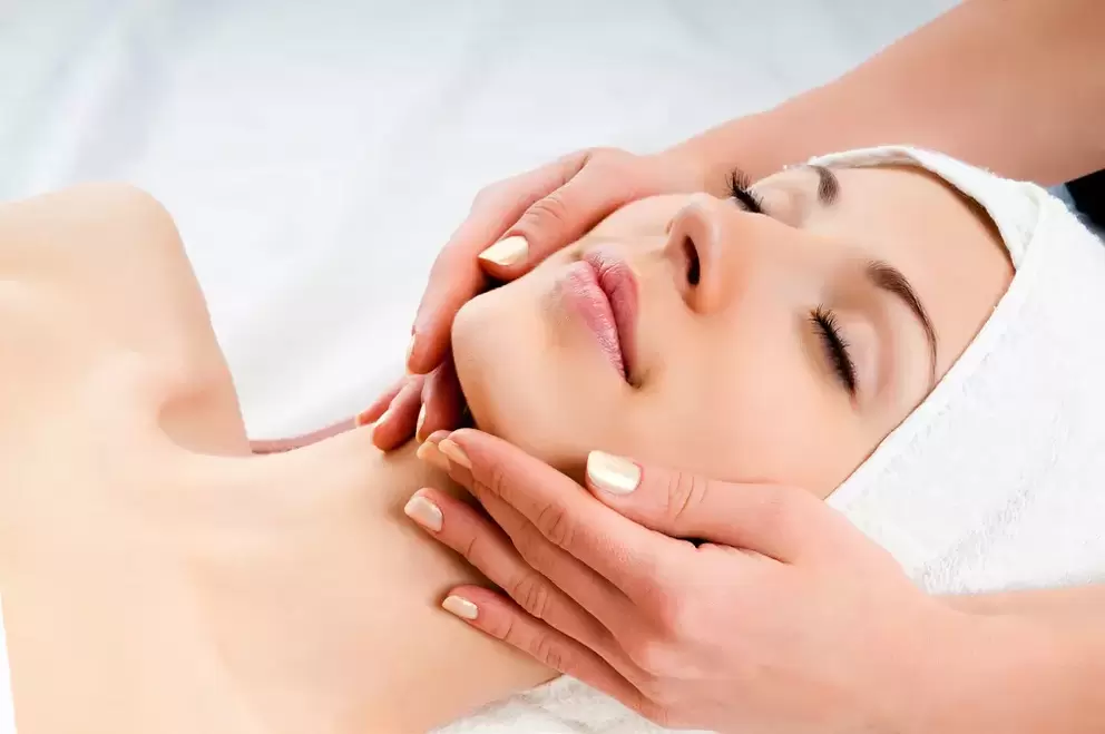 facial massage for rejuvenation